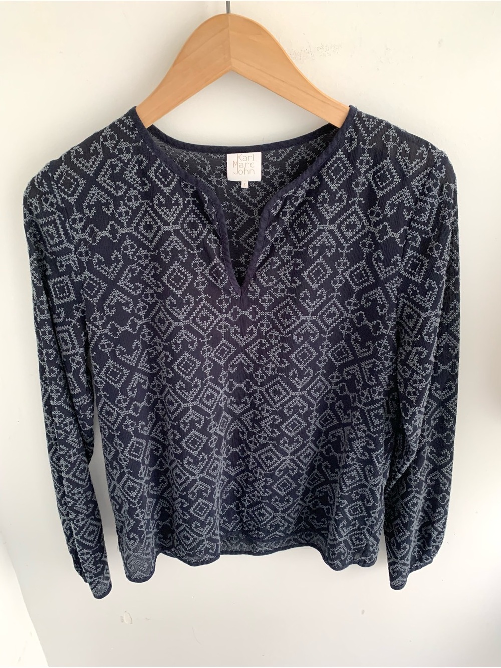 🇫🇷 Navy Patterned Long-Sleeve Tee